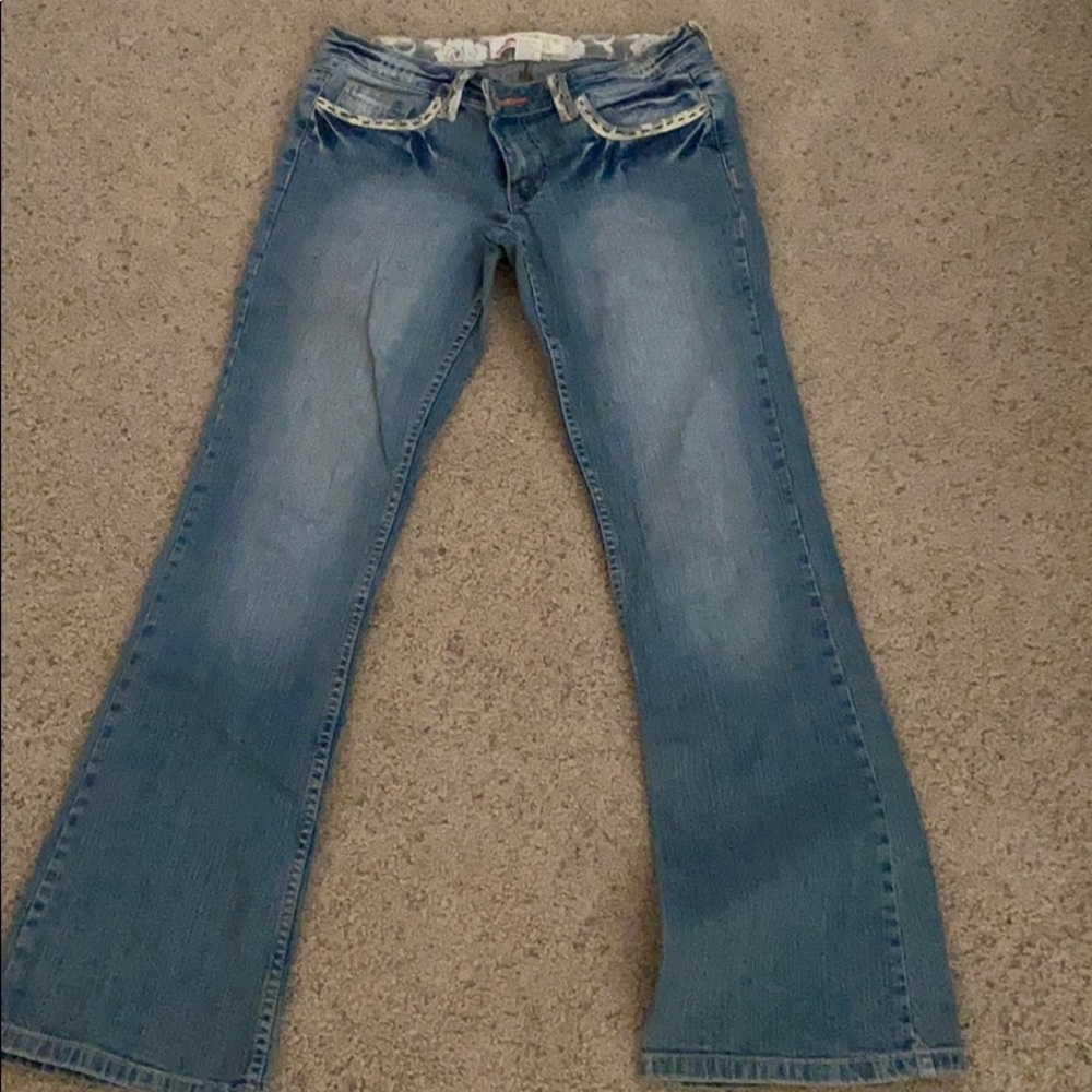 Mid waisted Farlow Flare Jeans with lace edging